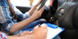 Εξετάσεις για δίπλωμα οδήγησης 