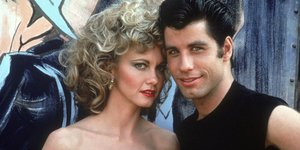 Grease 