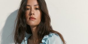 Η βαμβακερή μπλούζα των H&M που μοιάζει βγαλμένη από resort συλλογή -Κοστίζει 19 ευρώ