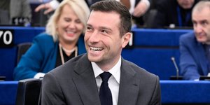 Ο πρόεδρος της γαλλικής ακροδεξιάς, Ζορντάν Μπαρντελά
