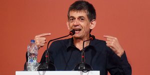 Ο Νίκος Καρανίκας