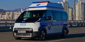 H Kia μετέτρεψε το PV5 σε περιπολικό 