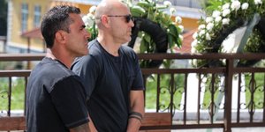 Γρηγόρης Γεωργάτος και Νέρι Καστίγιο στην κηδεία του Άντζα