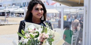 Η πρέσβης των ΗΠΑ στην Ελλάδα Κίμπερλι Γκίλφοϊλ επισκέφθηκε τη Μύκονο