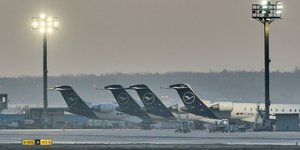 Αεροπλάνα της Lufthansa στο αεροδρόμιο της Φρανκφούρτης