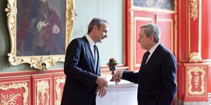Ο Κυριάκος Μητσοτάκης με τον Μάριο Ντράγκι