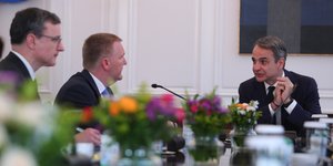 Μητσοτάκης και Ευρωπαίος Επίτροπος ΜακΓκάρθ