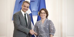 Συνάντηση Μητσοτάκη με την Ευρωπαία Επίτροπο Περιβάλλοντος -«Πάνω από 600 εκατ. οι επενδύσεις στα δάση μας»