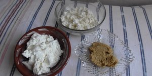 Τυρί τρίμμα, κοπανιστή, ξινοτύρι