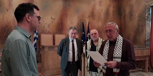 Η ορκωμοσία του Πέτρου Κωνσταντίνου της ΑΝΤΑΡΣΥΑ