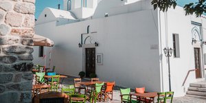 τραπεζοκαθισματα στην Παρο