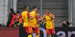 Οι παίκτες της Λανς πανηγύρισαν έξαλλα τη νίκη στον τελικό του Κυπέλλου Γαλλίας επί της Νις