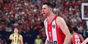 O Κώστας Παπανικολάου έδωσε το σύνθημα για την κατάκτηση της Euroleague 