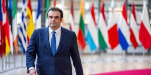 Ο Κυριάκος Πιερρακάκης φτάνει στο Eurogroup