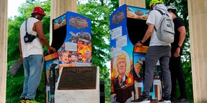 Η «Epic Fury» του Τραμπ έγινε arcade video game στο κέντρο Ουάσιγκτον