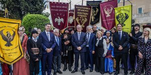 O Kωνσταντίνος Τασούλας με ποντιακούς συλλόγους
