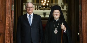 Ο ΠτΔ Κωνσταντίνος Τασούλας υποδέχθηκε τον Οικουμενικό Πατριάρχη Βαρθολομαίο