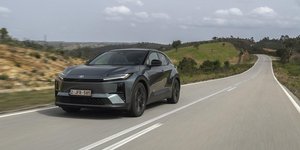 Toyota C-HR+