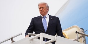 Ο Ντόναλντ Τραμπ ετοιμάζεται να αναχωρήσει από την Κίνα