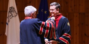 Επίτιμος διδάκτορας του Δημοκρίτειου Πανεπιστημίου Θράκης ο Ευρωπαίος επίτροπος Απ. Τζιτζικώστας