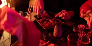 τραπέζι asian food πανασιατική κουζίνα Ghost Sake Bar Σύνταγμα