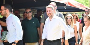 Συνεχίζει την περιοδεία του στα Δωδεκάνησα ο Νίκος Ανδρουλάκης 
