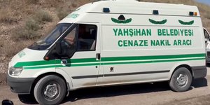Ασθενοφόρο στην Τουρκία μετά από έκρηξη σε αποθήκη πυρομαχικών
