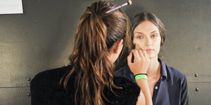 Η νέα τεχνική που κάνει τα χείλη να δείχνουν πιο γεμάτα και καλοσχηματισμένα