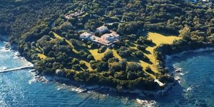 Η διάσημη βίλα Τσερτόζα του Σίλβιο Μπερλουσκόνι στην Σαρδηνία