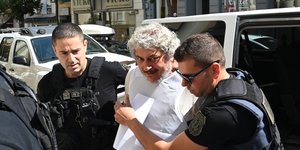 Ο Τζέιμς Δαλαμάγκας στα χέρια των Αρχών