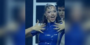 Η εκρηκτική Dara τραγούδησε στα MAD VMA
