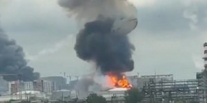 Η στιγμή που το ουκρανικό drone τινάζει στον αέρα διυλιστήριο στην Μόσχα 