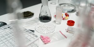 Πώς η ΕΕ αντιμετωπίζει τη διακίνηση ναρκωτικών