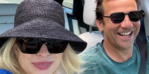 Η Ελένη Μενεγάκη έκανε διαφήμιση στο Instagram, αλλά όλοι πρόσεξαν τα δύο ταξίδια με τον Παντζόπουλο -Οι φωτό με μαγιό