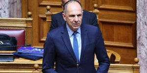 Ο υπουργός Εξωτερικών, Γιώργος Γεραπετρίτης, στη Βουλή