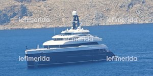 Το πολυτελές σκάφος του Τζόρνταν στα ανοιχτά της Σύμης