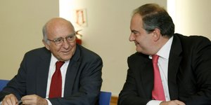 Καραμανλής για Σουφλιά: Με συγκίνηση και ευγνωμοσύνη για την φιλία του και τις πολύτιμες συμβουλές του αποχαιρετώ τον Γιώργο