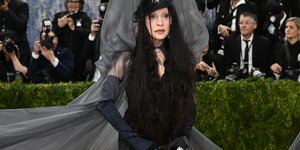 Η Madonna στο φιλανθρωπικό γκαλά του Ινστιτούτου Κοστουμιών του Μητροπολιτικού Μουσείου Τέχνης στη Νέα Υόρκη