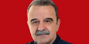Γιάννης Μαντζουράνης