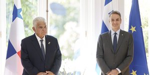 Prime Minister Kyriakos Mitsotakis and Panamanian President José Raúl Mulino 