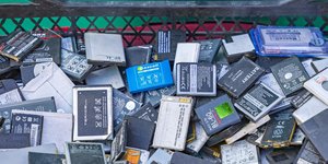 Μπαταρίες παλιών κινητών τηλεφώνων 