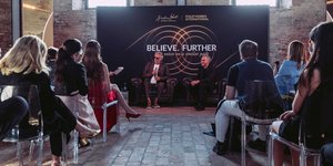 Ο Andrea Bocelli και ο Massimo Andolina, President Europe της Philip Morris International