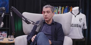 O Αντόνιο Μιγκέλ Καρντόσο σε συνέντευξη που παραχώρησε ως πρόεδρος της Γκιμαράες