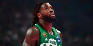 Ο Ματίας Λεσόρ κατά τη διάρκεια των τελικών Ολυμπιακός - Παναθηναϊκός AKTOR στην Basket League