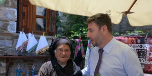 Νίκος Ανδρουλάκης στο χωριό Όλυμπος της Καρπάθου