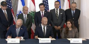 Συμφωνία Ισραήλ -Λιβάνου για απόσυρση στρατευμάτων από τα νότια της χώραςΣυμφωνία Ισραήλ -Λιβάνου για απόσυρση στρατευμάτων από τα νότια της χώρας