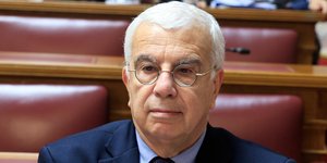 Στράτος Σιμόπουλος