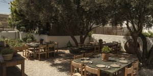 Το Yapa στην Αντίπαρο - Courtyard