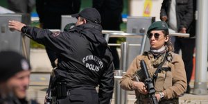 Τούρκοι αστυνομικοί