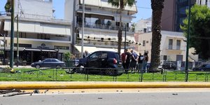 Σοβαρό τροχαίο στην Καλλιθέα